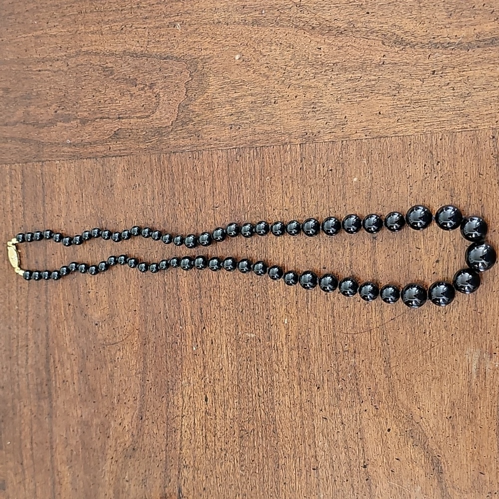 Vintage Black Onyx Beaded Necklace - Picture 4 of 7